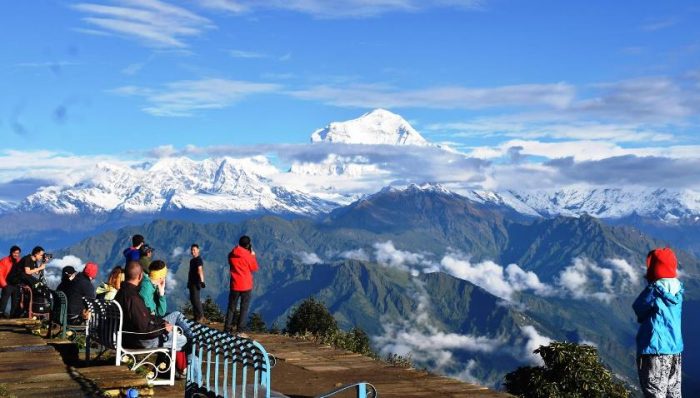 नाङ्गो आँखाले दुई दर्जन हिमशृङ्खला हेर्न सकिने पुनहिल:सूर्योदय र सूर्यास्त हेर्न सकिने स्वर्ग जस्तो रमणीय ठाँउ