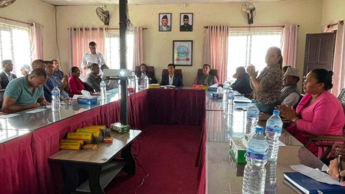 भुम्लु गाउँपालिकामा विपद् व्यवस्थापन समितिको बैठक ,सराेकारवालासँग छलफल