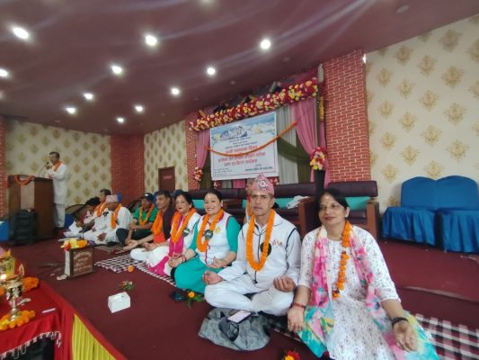 भक्तपुरमा योगको २० वर्षे यात्रा : शुभकामना साधना केन्द्रमा ३३ प्रशिक्षक दीक्षित