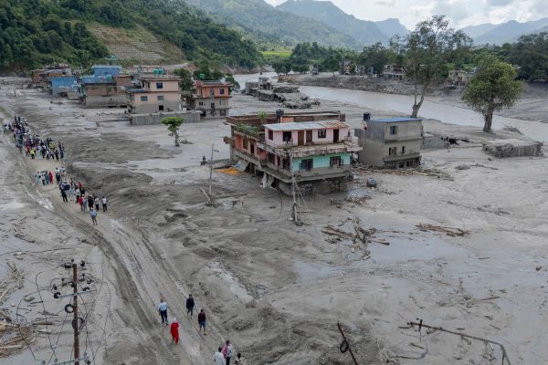 चिलिमेमा फेला परेका पाँच कर्मचारीको शव परिवारजनलाई हस्तान्तरण