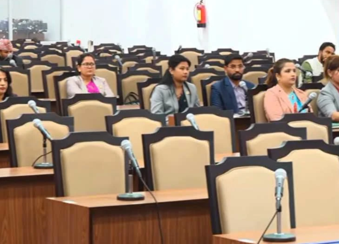 दुई तिहाइको सरकार,गणपूरक नपुग्दा सत्ता पक्षीय सांसद लज्जित