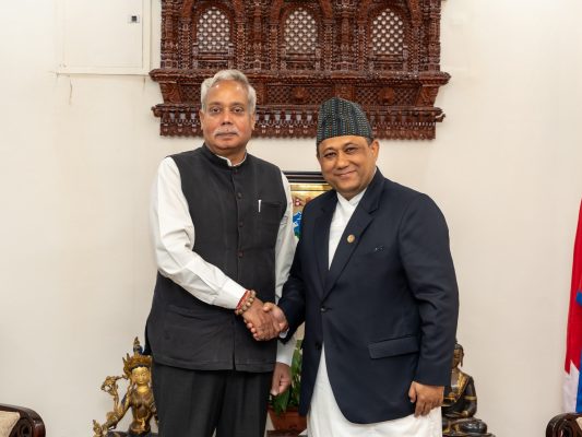 भारतीय राजदुत श्रीवास्तव फिर्ता,विदा गरे परराष्ट्रमन्त्रीले