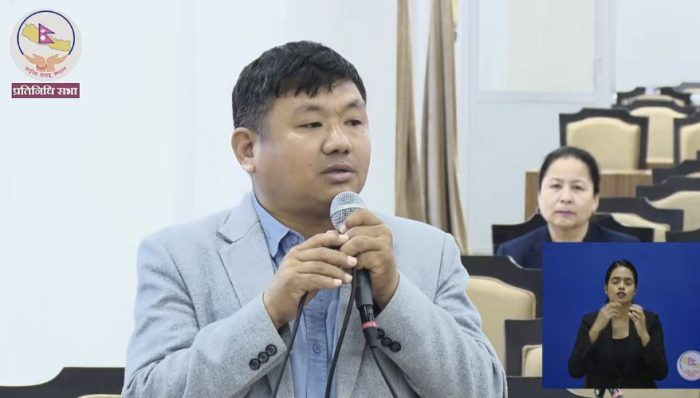 बाढीपहिरोमा सम्पर्कविहीन नागरिकको अवस्था सार्वजनिक गर्न सरकारसँग सांसद राईको आग्रह