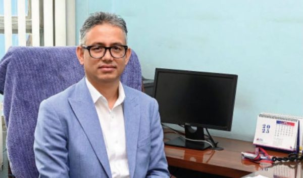 सुशासनको नारामाथि व्यङ्ग्यः अख्तियार र विवादको घेरामा परेका कालाखेतीलाई नेपाल एयरलाइन्सको नेतृत्व