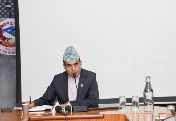 प्रेस व्यवस्थित र स्वतन्त्र बनाइने छ – संचार मन्त्री