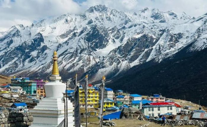 यातायात सुविधाकाे कारण लाङटाङमा पर्यटककाे भिड बढदाे,हाेटल व्यवसायी उत्साही