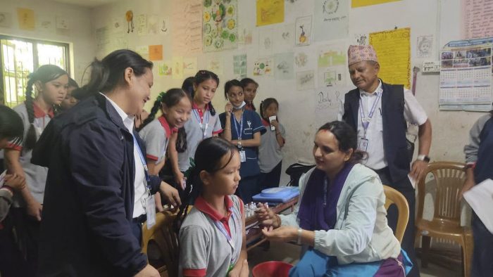 पाठेघरको मुखको क्यान्सरविरुद्ध तनहुँका दुई हजार पाँच सय ४८ किशोरीलाई एचपिभी खोप